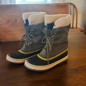 Sorel Gray and Yellow Winter Boots